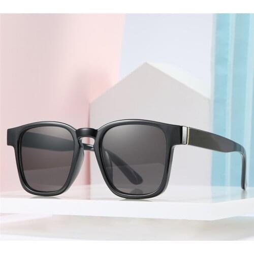 New Fashion Luxury Classic Square Women Sunglasses Vintage Brand Design Big Frame Men Sun Glasses Unisex Plastic Glasses Uv400