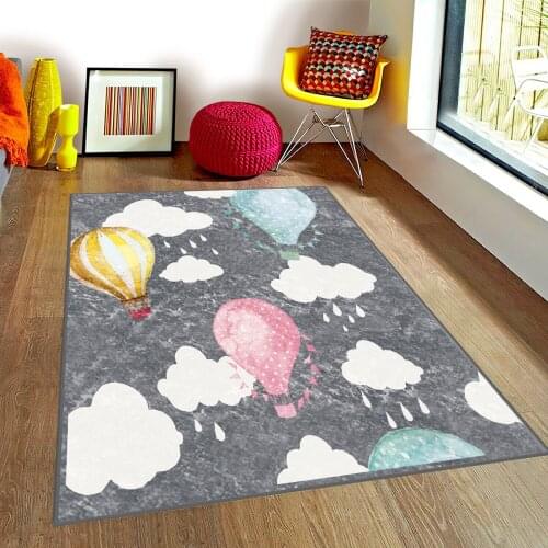 Gri Çocuk Odası Halısı balon uçan balon pembe mavi sarı beyaz bulut yağmur su gri halı