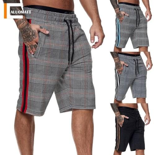 Fashion Men Shorts 2020 Summer Mens Plaid Shorts Elastic Waist Fitness Shorts Men Casual Striped Jogger Shorts Bermuda Masculina