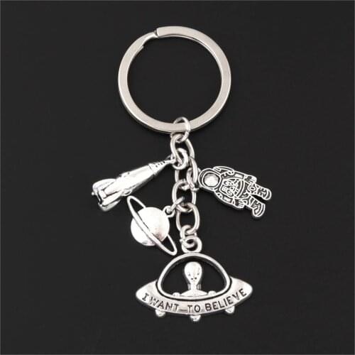 1Pc New Arrival Rocket Spacecraft Alien UFO Charms Keychain Planet Astronaut Keyholdert Making Men Gift Jewelry Supplies E2591