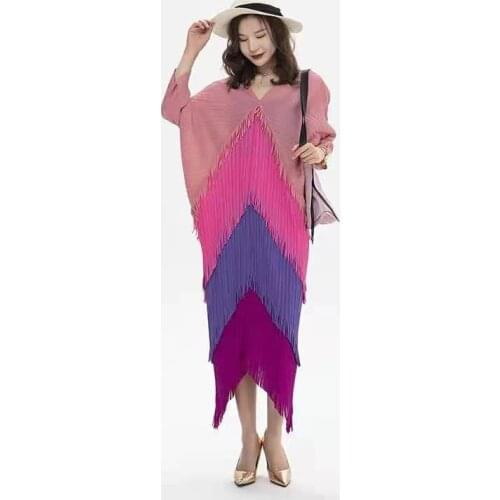 Kelana Pleated Dress Four-colors stitching with Tassels Fashion Bodycon Dress Batwing Sleeve V Neck Dress Loose Dress