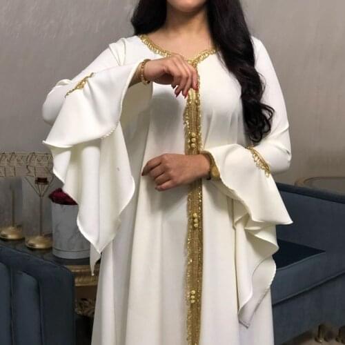 Arabic Dress Tassel White Abaya Women Djellaba Muslim Fashion Islamic Clothing For Girls Lotus Sleeve Robes Plus Size Boubou