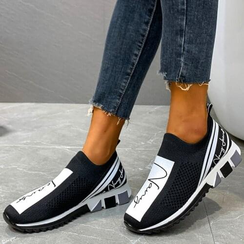 2021 New Unisex Designer Vulcanized Sock Shoes Women Casual Shoes Woman Walking Sneakers Women Shoes Zapatos Hombre