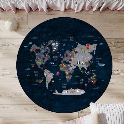 Lacivert Yuvarlak Çocuk Odası Halısı harita okyanus balık hayvanlar ağaç su balina