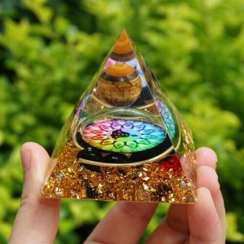 Handmade Orgonite Pyramid 60mm Tiger Eye Crystal Sphere Obsidian HEALING Cristal Reiki Orgone Pyramid Chakra EMF Protection