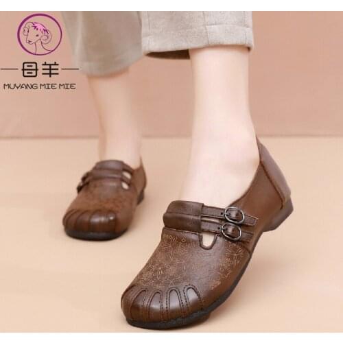 MUYANG Genuine Leather Flats Shoes Women 2021 soft National Loafers Ladies Driving Shoes Women Flats Shoes