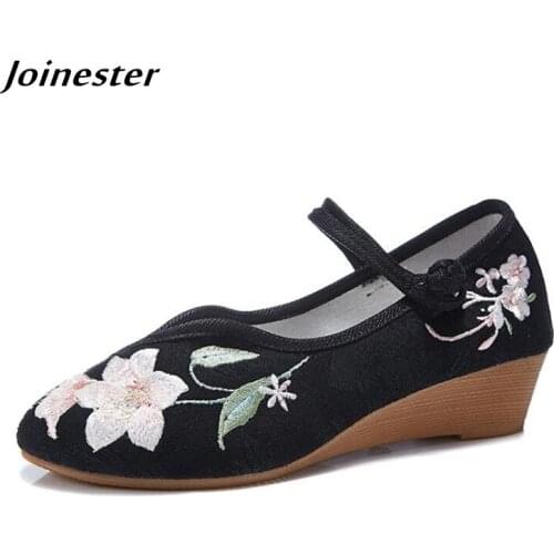 Ladies Fashion Embroider Summer Wedge Shoes Woman Mary Jane Pointed Toe Dress Shoe Mid-Heel Pumps Retro Button Strap Casual Shoe