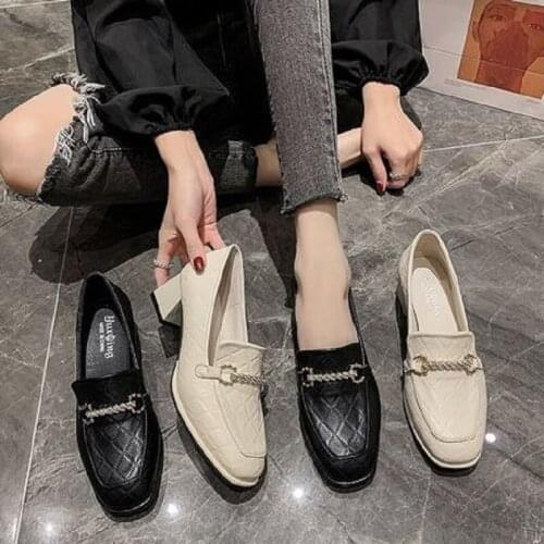 Retro Square Head Temperament Small Leather Shoes Spring And Autumn New Fashion Metal Decoration All-Match Ladies High Heels
