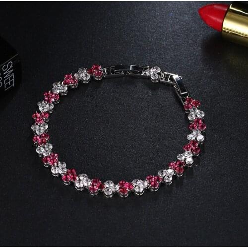 2020 NoEnName_Null Brand New Chain Link Bracelet Flower Pattern Fashion Gold Color Bracelets For Women Accessories