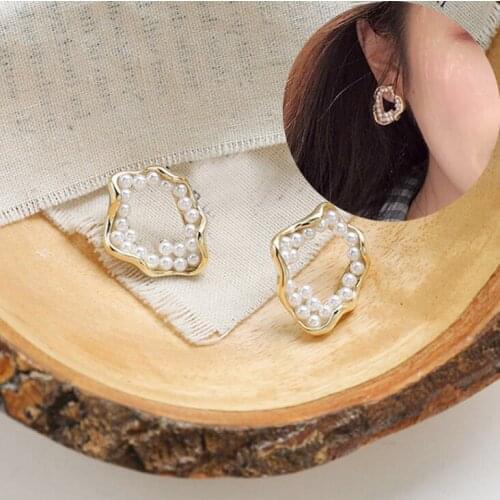 Pearl Stud Earrings Simple Cold Color Temperament Female Earrings 2021 New Tide Personality elegant Trend Earrings