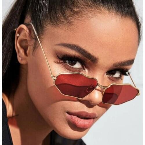 2021 Retro Brand Steampunk Sunglasses Women Irregular Alloy Eyeglasses Frame Fashion Luxury Female Sun Glasses UV400