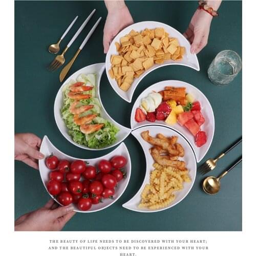 5 Pcs Kitchen Dinner Plates Crescent Shaped White Set Plate Dishes Stackable Food Snack Dinner Dish European Style Platters 2021