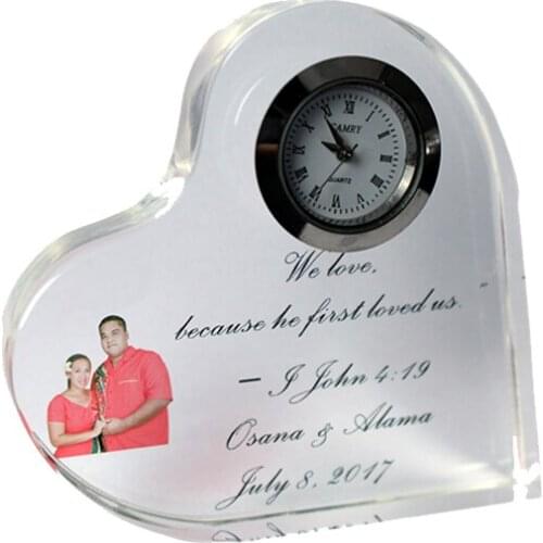 Personalzied Color Printing Heart Shaped Wedding Clock Crystal Clock Paperweight Wedding Favor Gifts