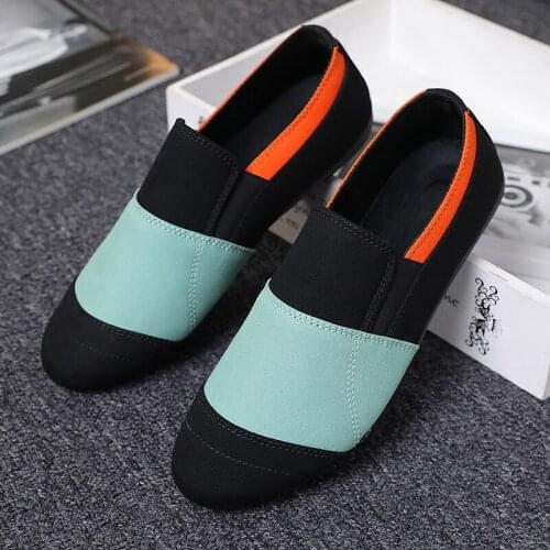 Sneakers Outdoor light soft Leather Men Shoes Loafers Slip On Comfortable Moccasins Flats Casual Boat Driving shoes