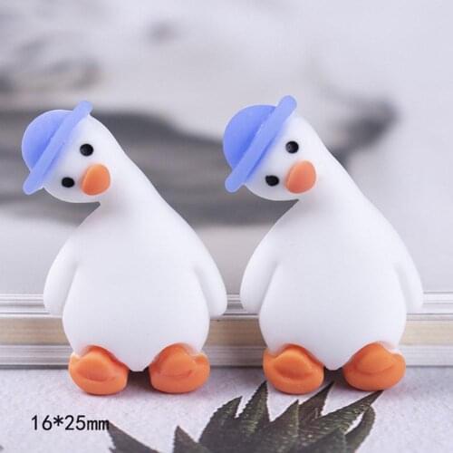 Cartoon Cute Tilt-headed Duck Dollhouse Decorations Furnishing DIY Cream Mobile Phone Cover Patch Earrings Car Decoration Materi
