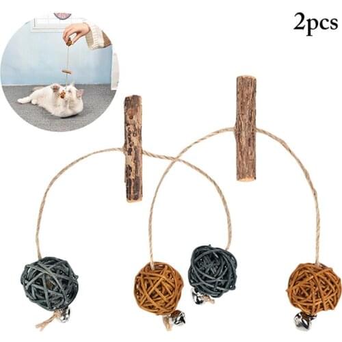 2Pcs/Set Funny Cat Toys Rattan Ball Bell Decor Cat Interactive Toy Cat Chew Toy Pet Supplies Cat Favors