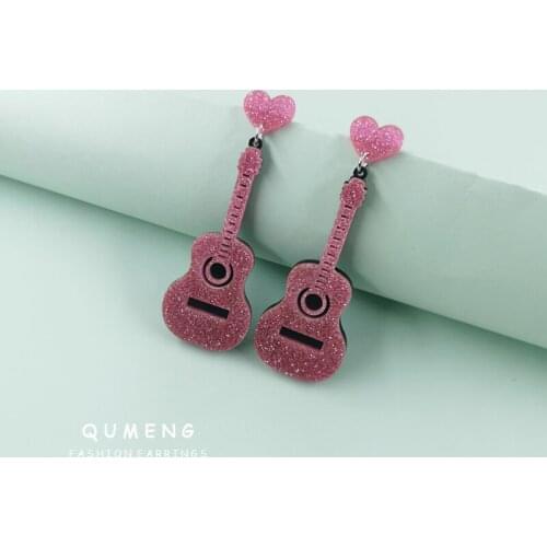Korean Fashion Carving Pink Sequined Acrylic Guitar Lute Instrument Pendant Earrings For Women Heart Shaped Charm Jewelry Gift