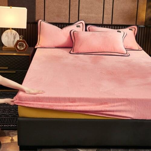 Simple Plain Winter Warm Bed Mattress Protector Soft Cozy Velvet Fitted Bed Sheet Elastic Band Tight Wrap Bedspread Cover