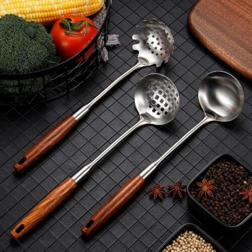 Wood handle hot pot soup spoon shell leaky spoon 304 stainless steel filter soup spoon cooking kitchenware kitchen tools