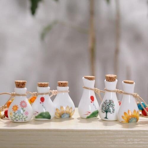 100pcs Ceramics Essential Oil Diffusers Fragrance Perfume Bottles Empty Car Hanging Air Freshener Bottles Containers