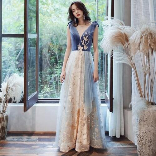 2021 New Embroidery Tulle Evening Dresses Long V-Neck Beading Princess Evening Gown Temperament Elegant Fashion Formal Prom Gown