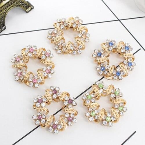 Fashion female brooch colorful crystal garland rhinestone flower scarf clip woman brooch corsage custom wedding jewelry gift