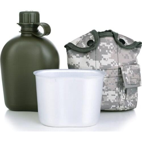 Outdoor Climbing Water Cup Camouflage Belt Lunch Box Individual Camping Sports Water Bottle Flat Water Bottle Tactical Army Fan