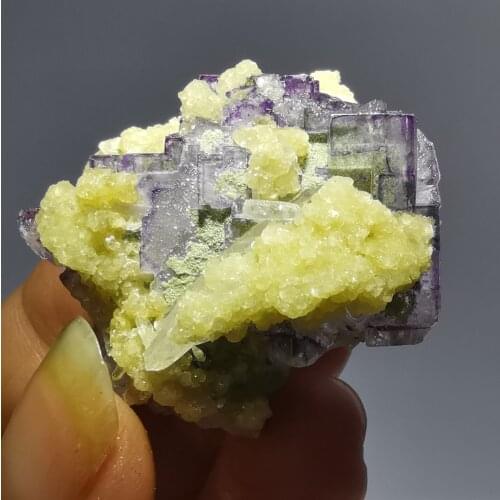 23.7gNatural purple fluorite mica arsenopyrite crystal mineral stone home decoration restoration wheel vein teaching collection