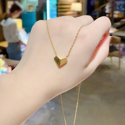 Necklace Female Simple Fashion All-match Love Titanium Steel Necklace Lady Commuter Trend Personality Temperament Chain Women