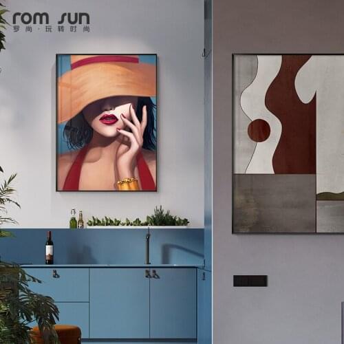 Fashion Poster Wall Art Print Modern Figure Canvas Painting Sexy Woman Pictures for Living Room Vintage Fashion Home Decor