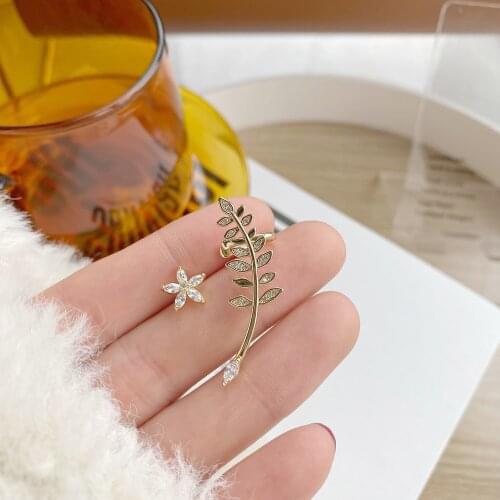 Korean new design fashion jewelry exquisite full AAA zircon flower leaf asymmetric earrings womens gifts wedding accessories