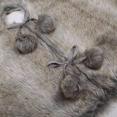 48 Inch Christmas Tree Plush Skirt with ball Decoration for Merry Christmas Party Faux Fur Christmas Tree Skirt Decorations