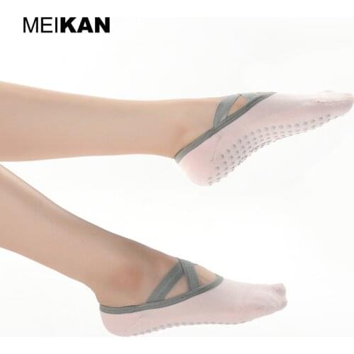 MKYG1806A MEIKANG Brand Women Cotton Yoga Socks Terry Sole Cross Lace PVC Anti-Skid Particles High-Quality Dance Pilates Sox