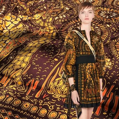 New style non-stretch satin giraffe clothing womens clothing fabric advanced customization brand printed fabric