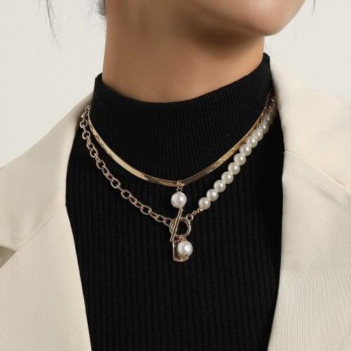 Fashion Asymmetrical Thick Chains Imitation Pearl Pendant Necklace for Women Punk OT Buckle Geometric Clavicle Necklace Jewelry