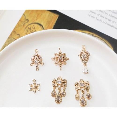 4pcs Gold-clad Rhinestone palace style double hanging pendant snowflake earrings for women Female diy jewelry necklace material