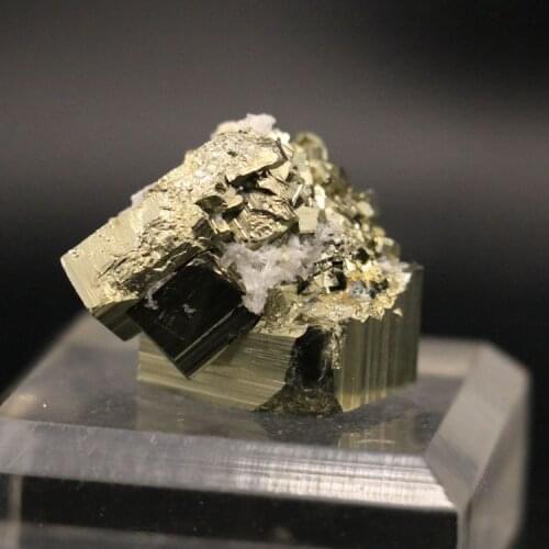 Peruvian foreign natural mineral pyrite mineral crystal stone teaching specimen collection boutique odd stone 47