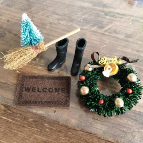 5pcs/set 1/6 1/12 Dollhouse Christmas Boots Tree Wreath Pine Santa Claus carpet Broom Dollhouse Miniature Accessories
