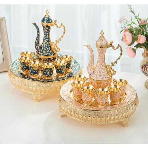 Nordic Style Mini Wine Glass Set Creative Flagon Tray Red Color Retro Luxurious Cups and Wine Glass Metal Tacas Cups BD50WG