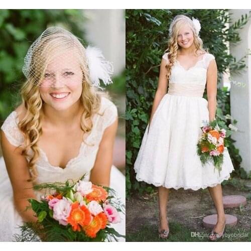 2018 Fashion Cap Sleeve vestido de noiva Lace Cheap Bridal Gown Tea Length Backless Short Sleeve mother of the bride dresses