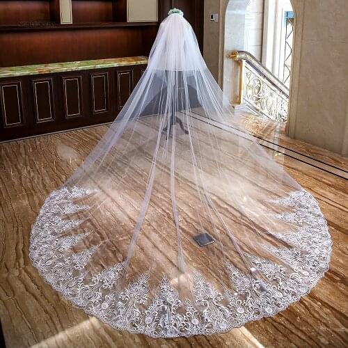 Ivory Wedding Veils Long Cathedral Length Lace Edge 2T Bridal Veils with Comb Crystal Wedding Veil 3*4 meters