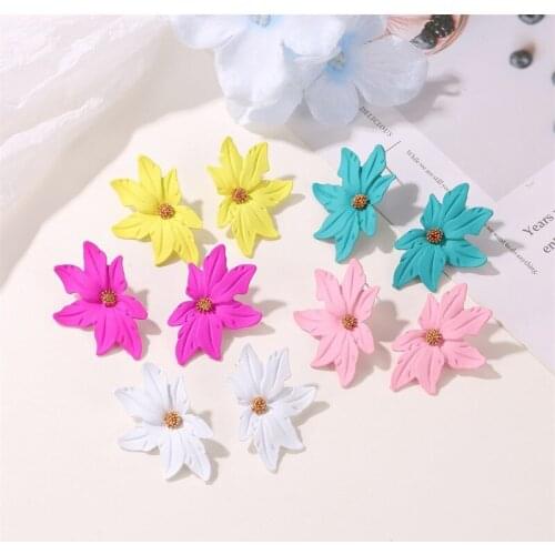 Earrings 2021 Trend Piercing Boho Jewelry Flower Hanging Earrings Sweet Colour Korean Fashion Three Dimensional Petal Ear Studs