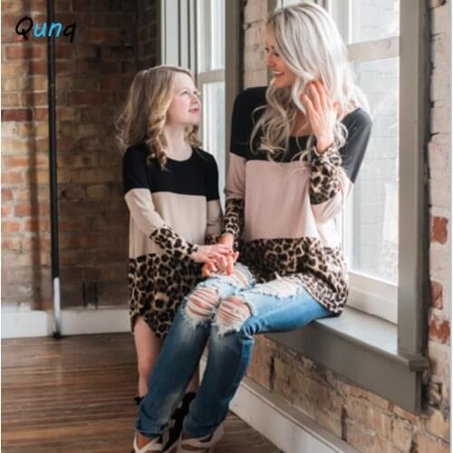 Qunque/群鹊 Same T-shirts For Mom And Daughter
