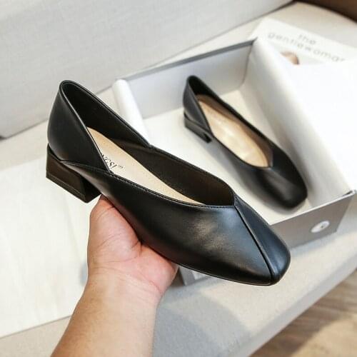 2021 New Spring Summer Women Leather Shoes Square Heel Pumps Comfortable Girl Slip-on Casual High Heels Shoes Leisure Loafers