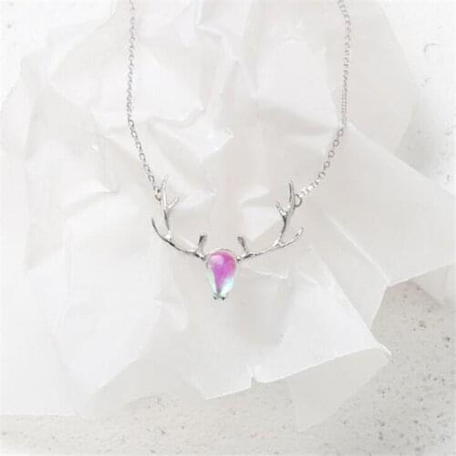 Season Gate Pendant Chains