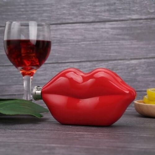 Portable Vodka Hip Flask 200ml Red Lip Design Flask Bottle Whiskey Bottle Alcohol 304 Stainless Steel Outdoor Jug Wine Tools