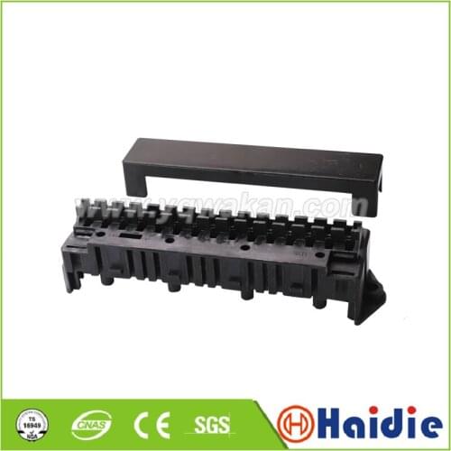 1sets Auto electrical fuse box connectors BX2152-1 with terminals