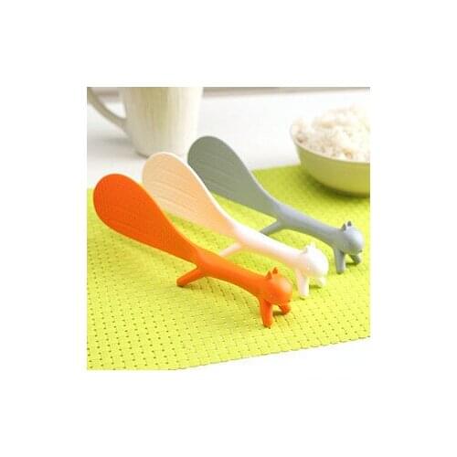 Lovely creative squirrel stand-able spoon vertical non-touch- tables spoon