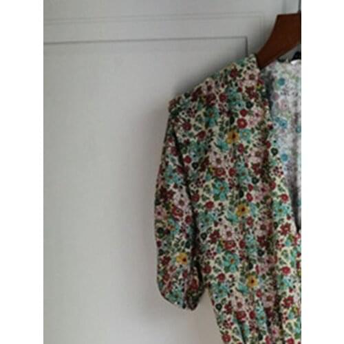 2021 Early Autumn New Floral Lace Pleated Short-sleeved V-neck Dress Mid-length Dress