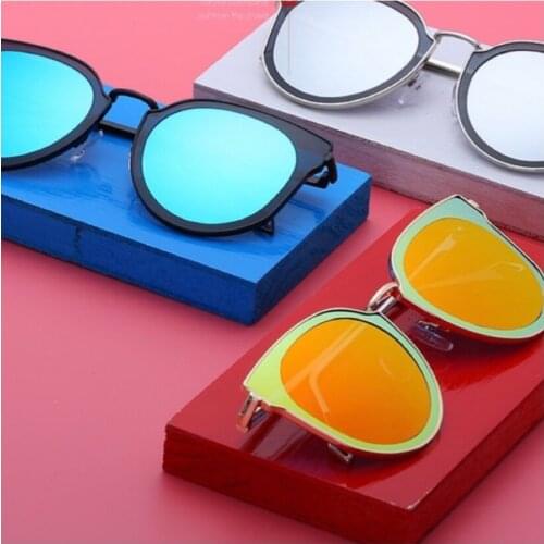 Special Price Trend Sunglasses fashion new style personalized sunglasses